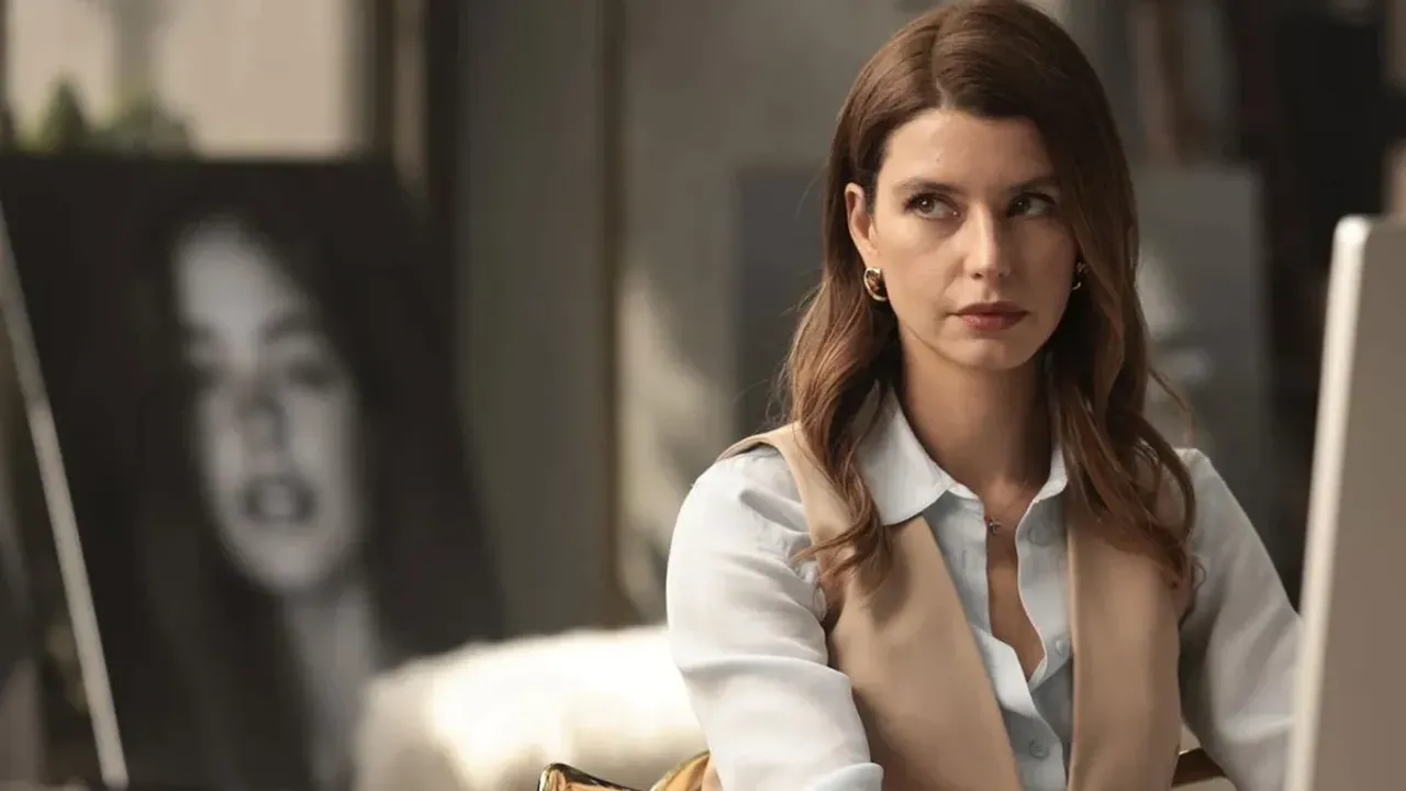 Beren Saat’in Şarkısına Alizade’den Olay Sözler