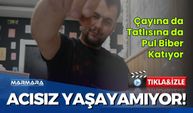 Çayına da Tatlısına da Pul Biber Katıyor