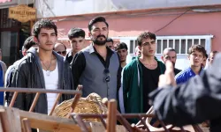 Altı Üstü İstanbul’da Emir ve Uzay Öldü Mü? Rahmican Kapkap ve Berk Ali Çatal Diziden Çıkacak Mı?
