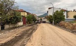 Sındırgı’da Yollar Yenileniyor