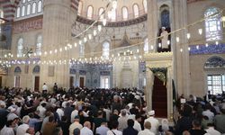 23 Ekim 2026 Cuma Hutbesi Yayımlandı! Diyanet’ten Anne Babalara Önemli Uyarı: Çocuklarınızı Ekranlara Mahkûm Etmeyin!