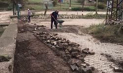 Bigadiç'te Bozuk Yollar Onarılıyor!