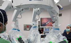 İlk Robotik Cerrahi Ameliyatı Gerçekleştirildi