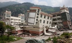 Deprem Anında İlk 30 Saniye Hayati Önem Taşıyor: Ne Yapılmalı?