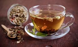 Karanfil Çayı Zayıflatır Mı? İşte Faydaları ve Merak Edilen Karanfil Çayı Tarifi