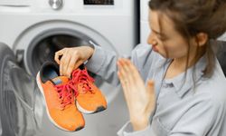 Ayakkabı Kokusu Nasıl Geçer? Ayakkabıları Havalandırmak Ve Doğru Çorap Seçmek Yeterli Mi?