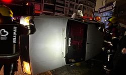 Otomobil Yan Yattı