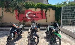 Çalıntı Motosikletlerle Gezerken JASAT’a Yakalandılar