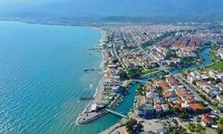 Kaz Dağları’nın Gölgesinde Huzurun Adresi: Akçay Doğası ve Sahiliyle Büyülüyor