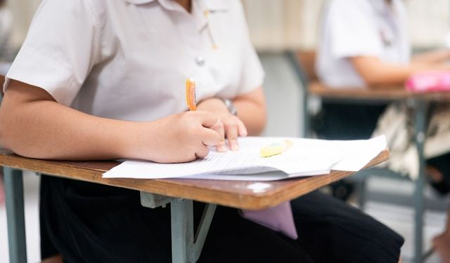 KPSS Ortaöğretim Sınav Giriş Belgesi Sorgulama Ekranı! KPSS Ortaöğretim Sınavı Ne Zaman, Saat Kaçta, Bu Hafta Sonu mu?