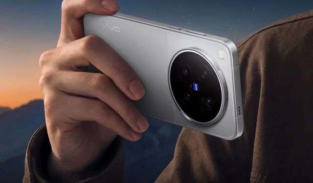 Kamera Canavarı Vivo X500 Pro Max Tanıtıldı! 200 MP Kamera, 2nm İşlemci ve 8.000 Mah Batarya