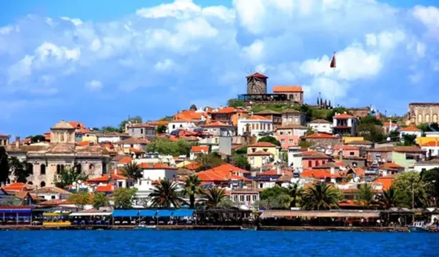 İspanya'yı Andıran Ege Köyü! Ayvalık'ın Saklı Güzelliği Küçükköy