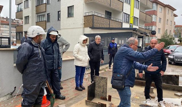 BANDIRMA'DA EKİPLER ANINDA SAHADA