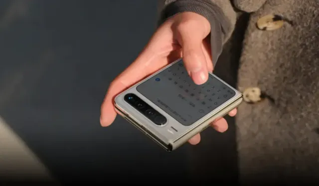 Huawei’den Geniş Ekranlı Yeni Telefon Hamlesi