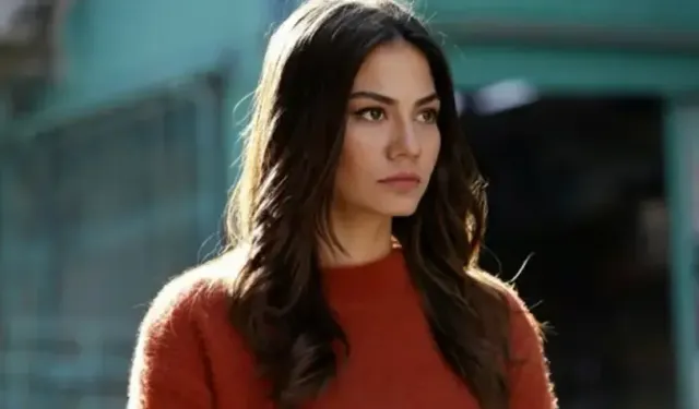 Demet Özdemir’in Cannes Tarzı Sosyal Medyayı Karıştırdı!