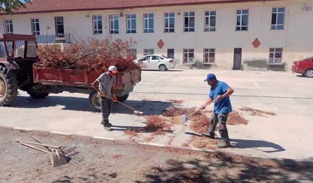 Balya Belediyesi İlçe Genelinde Temizlik Çalışmalarını Sürdürüyor
