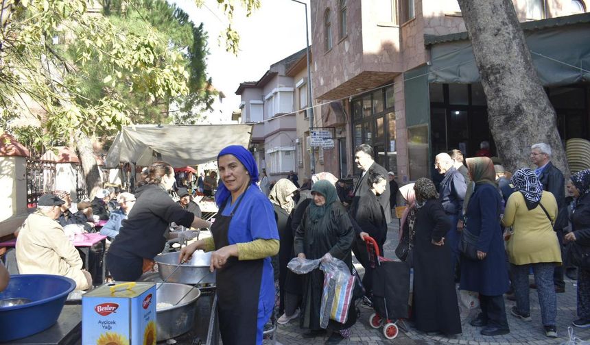 Şehit Öğretmenler İçin Anlamlı Etkinlik