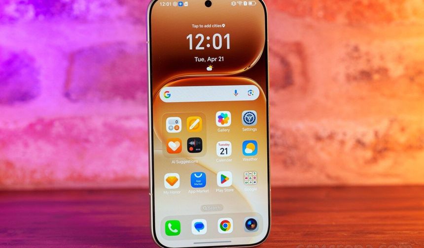 Honor 700 Pro İkinci Ekranla Geliyor