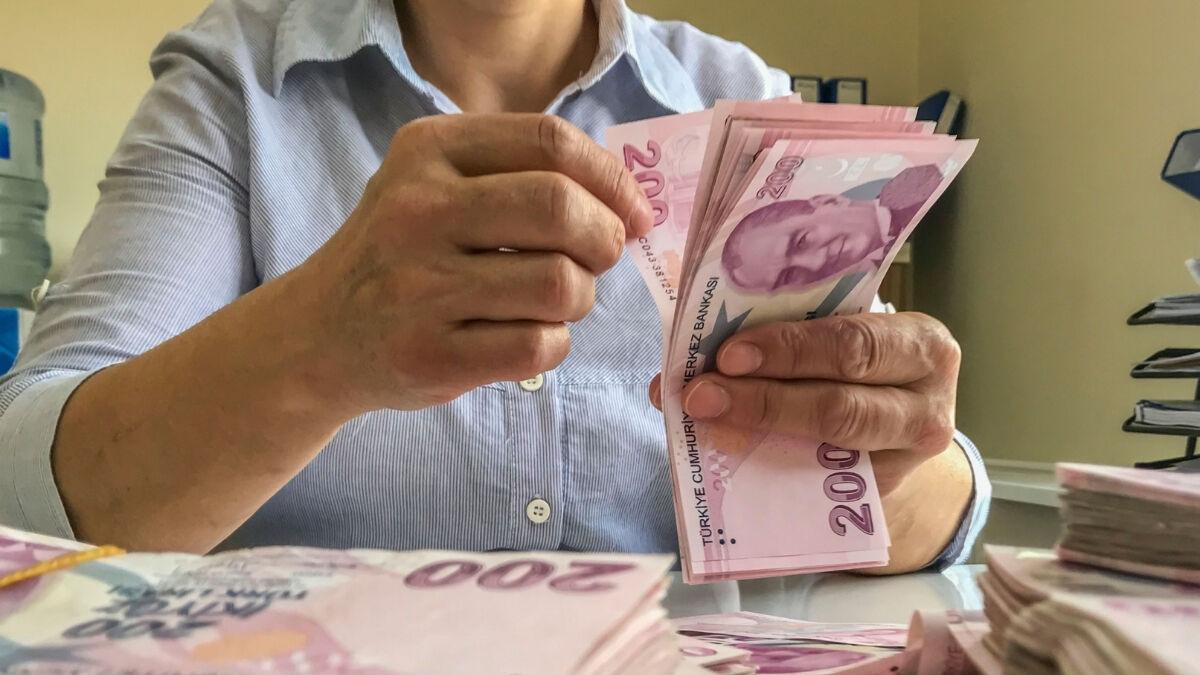 Yapı Kredi 3 Ay Ertelemeli Kredi Fırsatı Sunuyor!