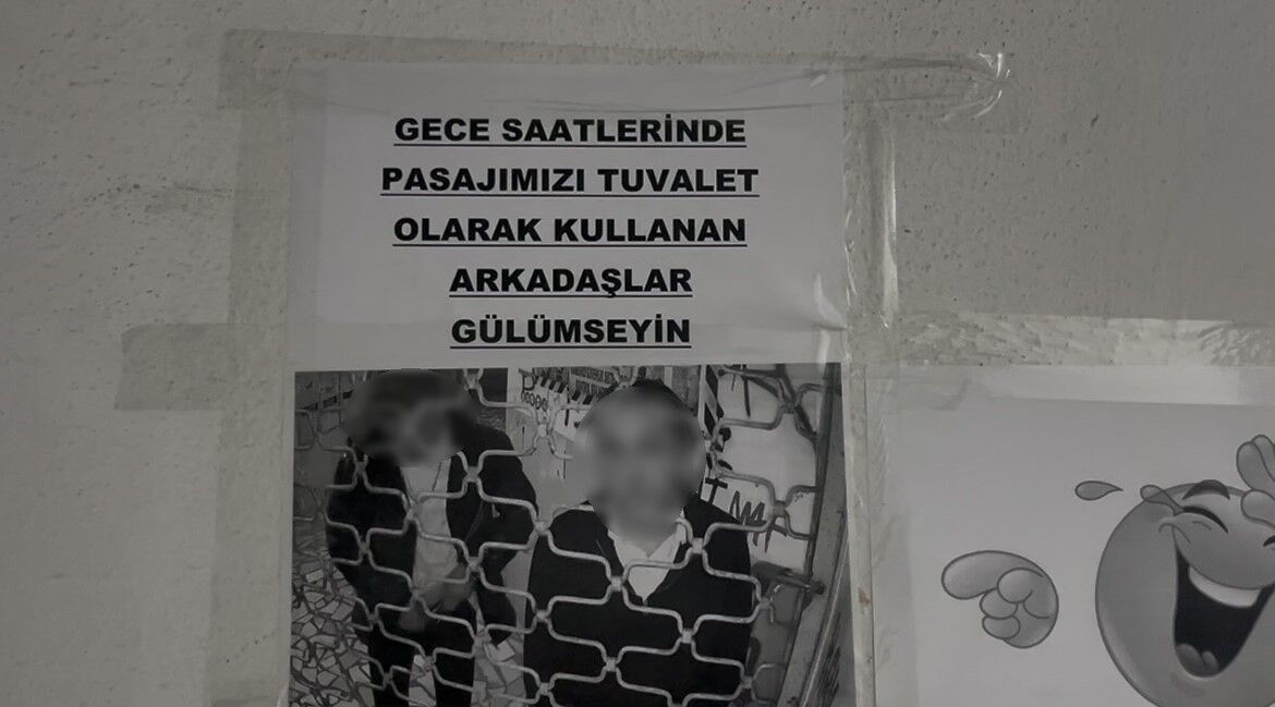 Gece Tuvaletini Yaptılar, Sabah Afiş Oldular! (3)