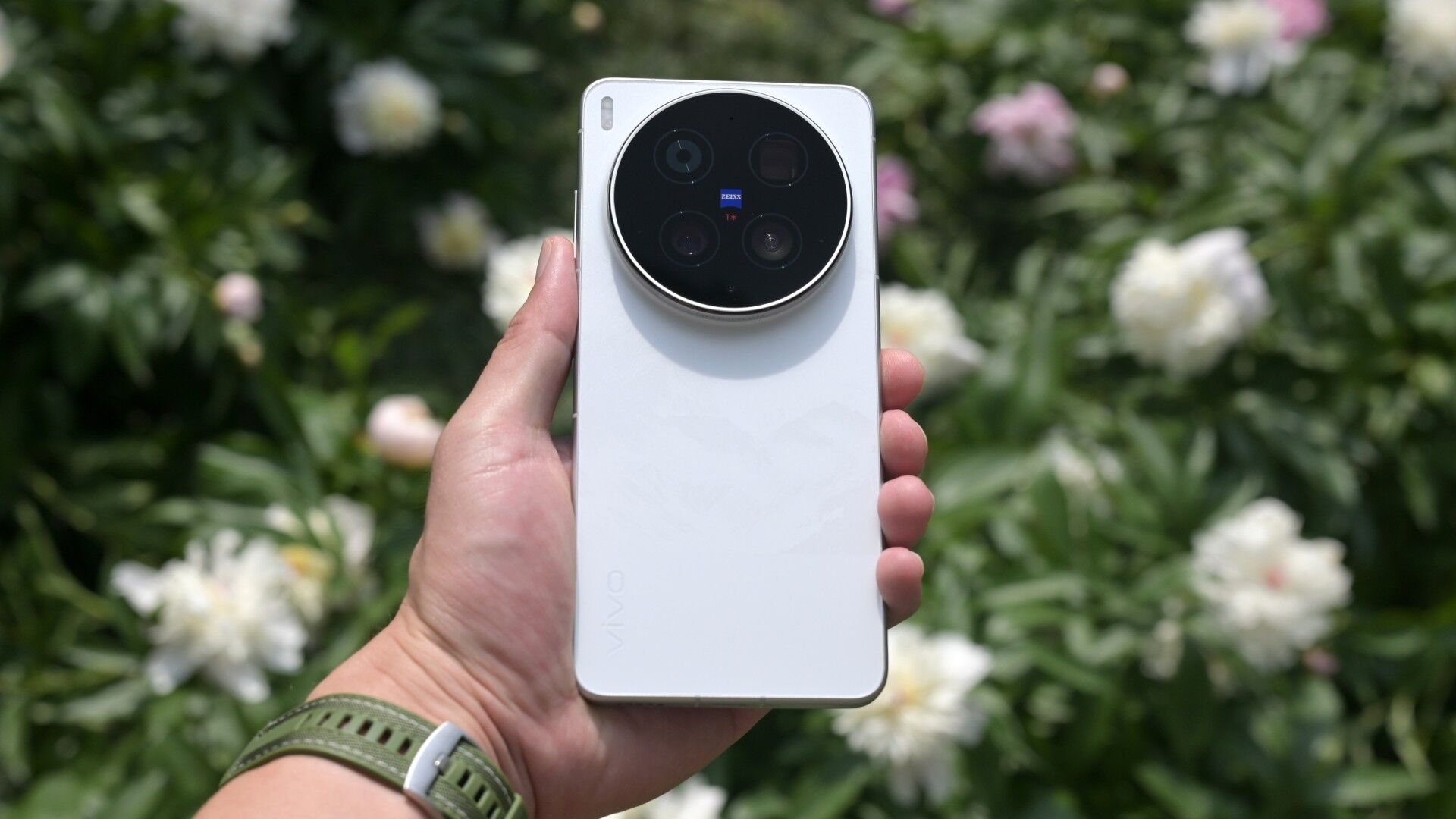 Vivo X500 Pro Max (1)