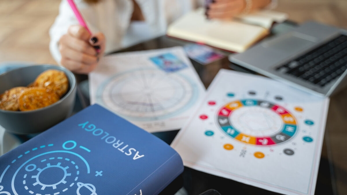 Astroloji̇i̇i̇i̇ (4)