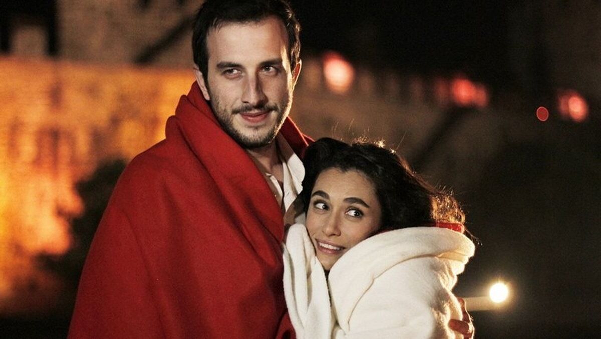 Bana Masal Anlatma (2015)
