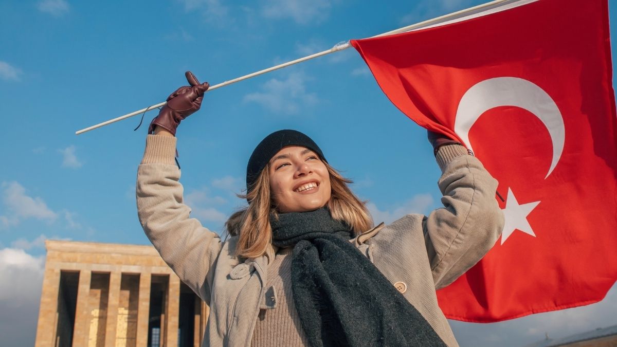 Cumhuri̇yet Bayrami (2)