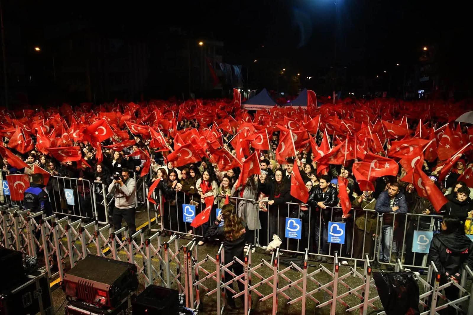 Emi̇r Can İğrek (3)