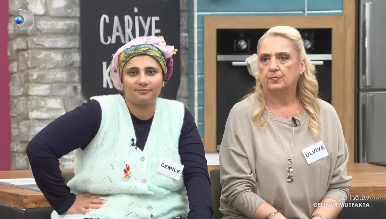 Geli̇ni̇m Mutfakta (1)-24