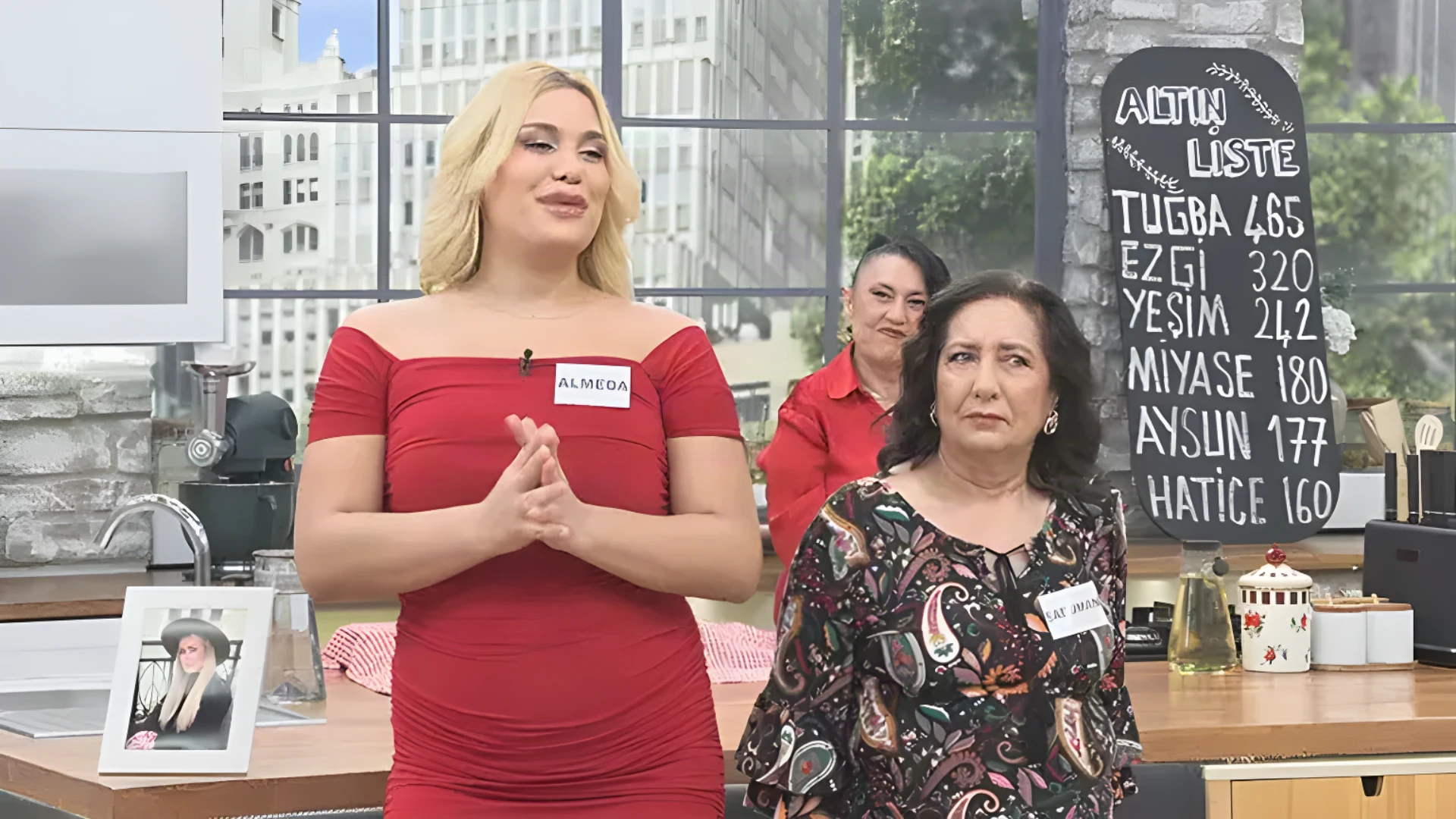 Geli̇ni̇m Mutfakta (2)-15