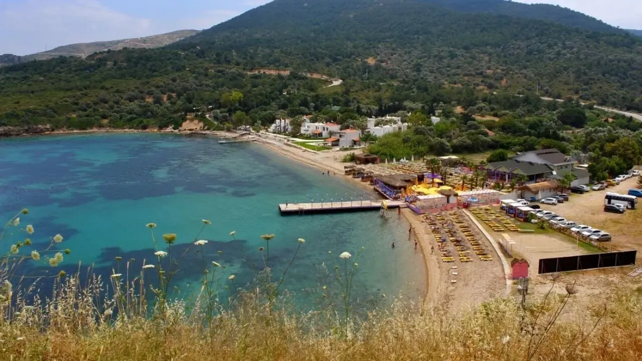 Izmire 1 Saat Uzakliktaki Odullu Tatil Rotasi Focanin Mavi Bayrakli 2 Plaji 2