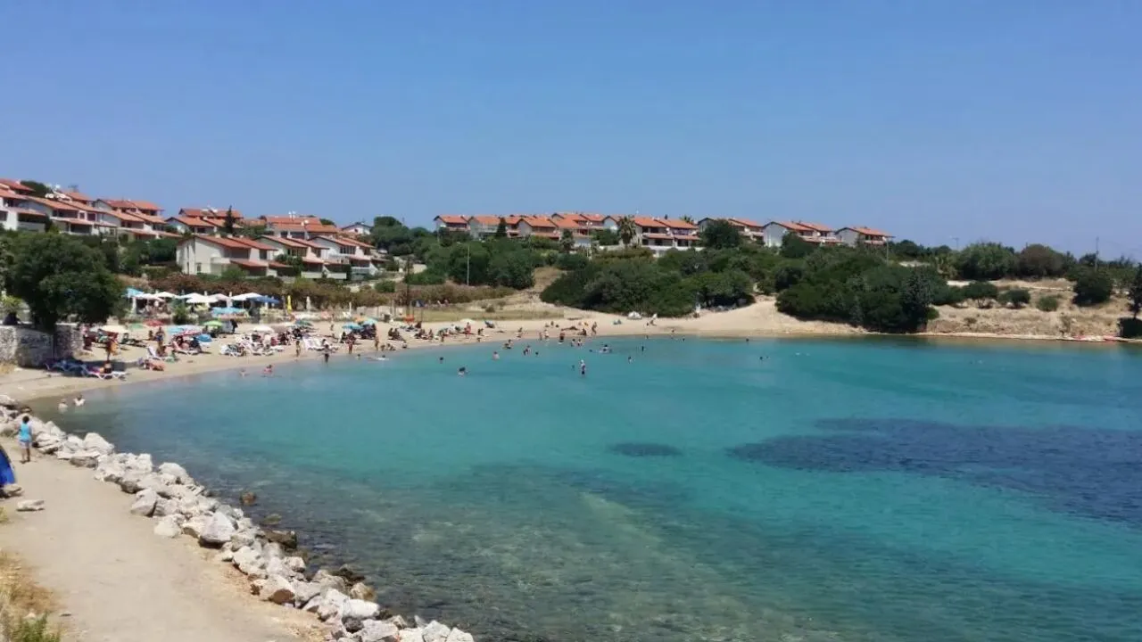 Izmirin Huzurlu Plaji Dalyan Kocakari Plajina Eshot Ile Nasil Gidilir 3