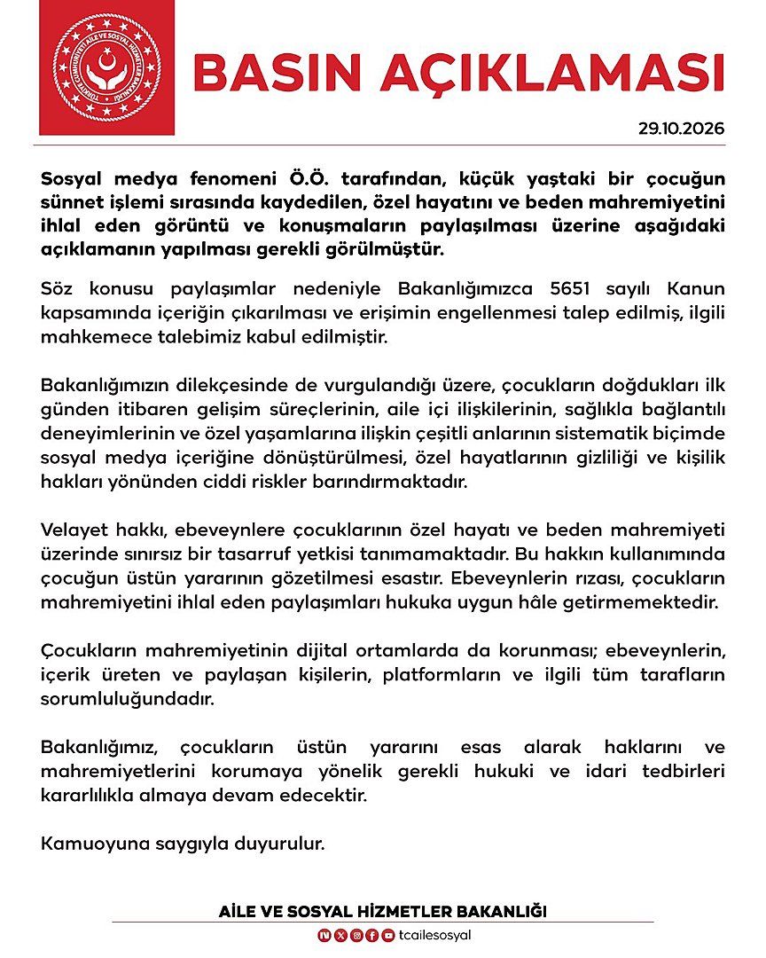 Özlem Öz (3)