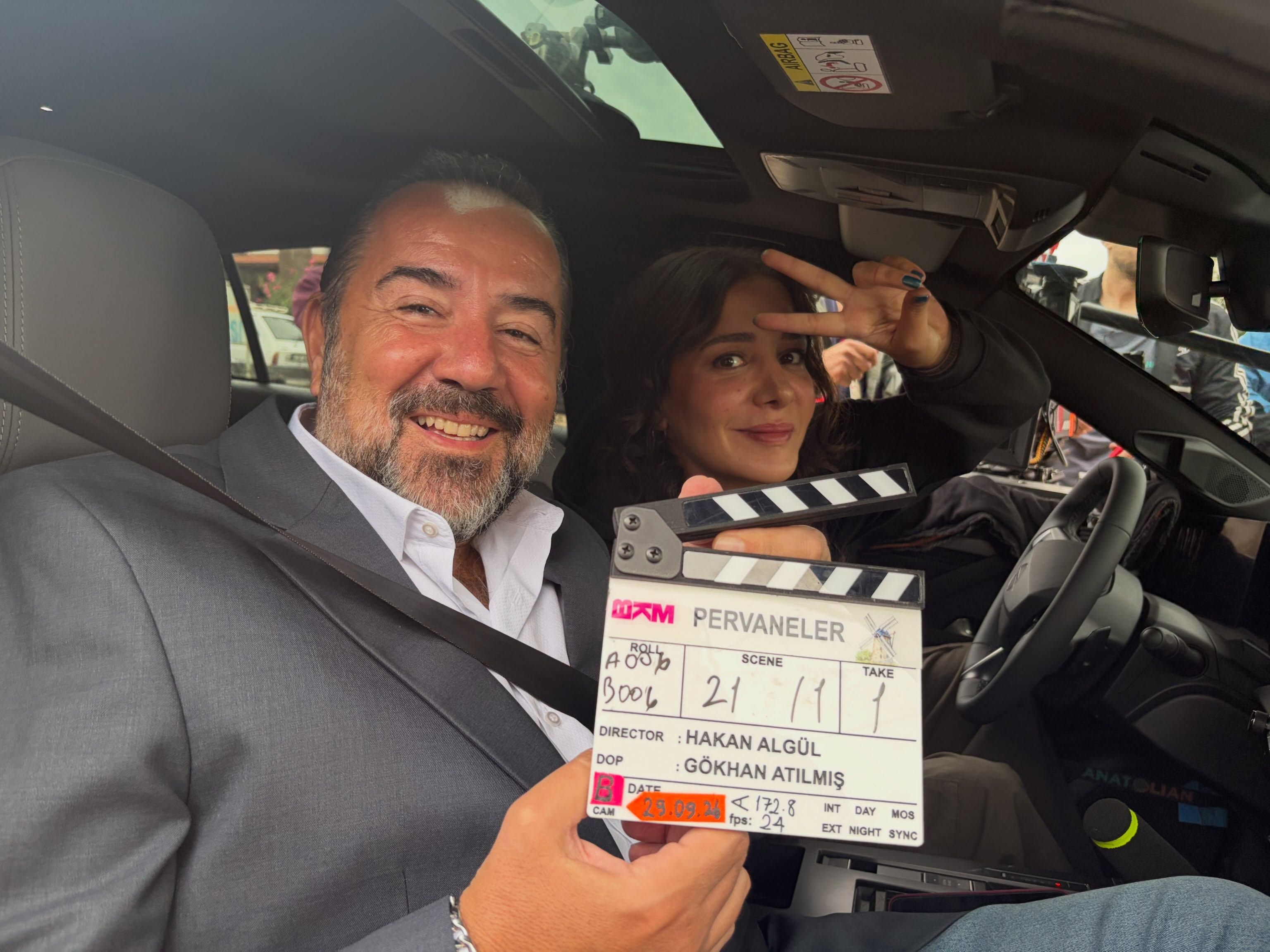 Pervaneler Dönmeye Başladı 🎥🙏🧿❤️ 8 Ocak‘ta Sadece Sinemalarda @Bkmonline