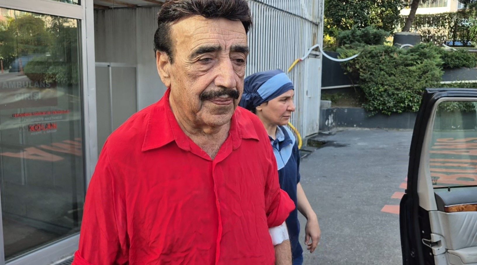 Sahnede Fenalaşan Hakkı Bulut’tan İlk Açıklama! (3)