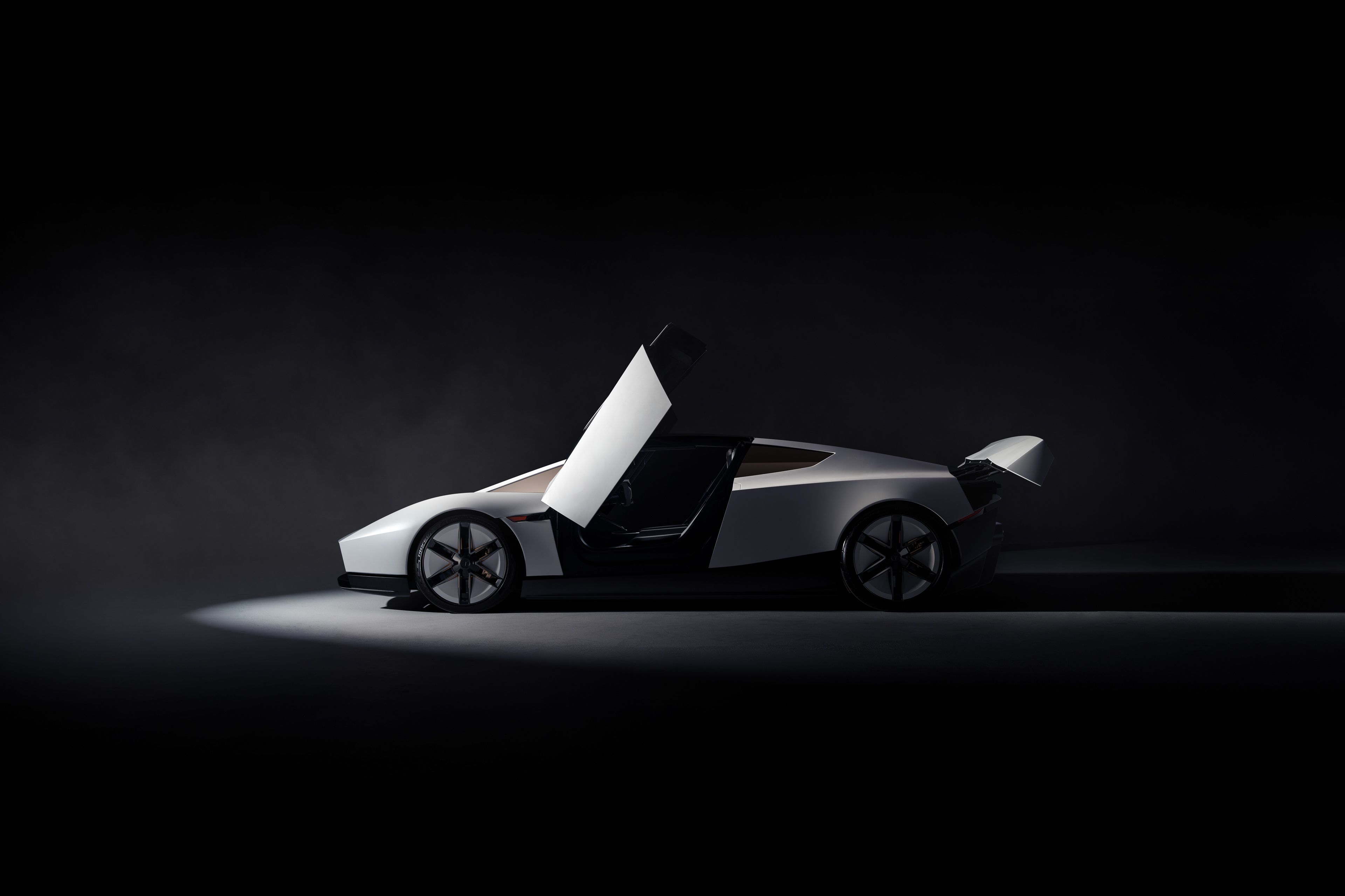 Tesla Uçan Araba (10)