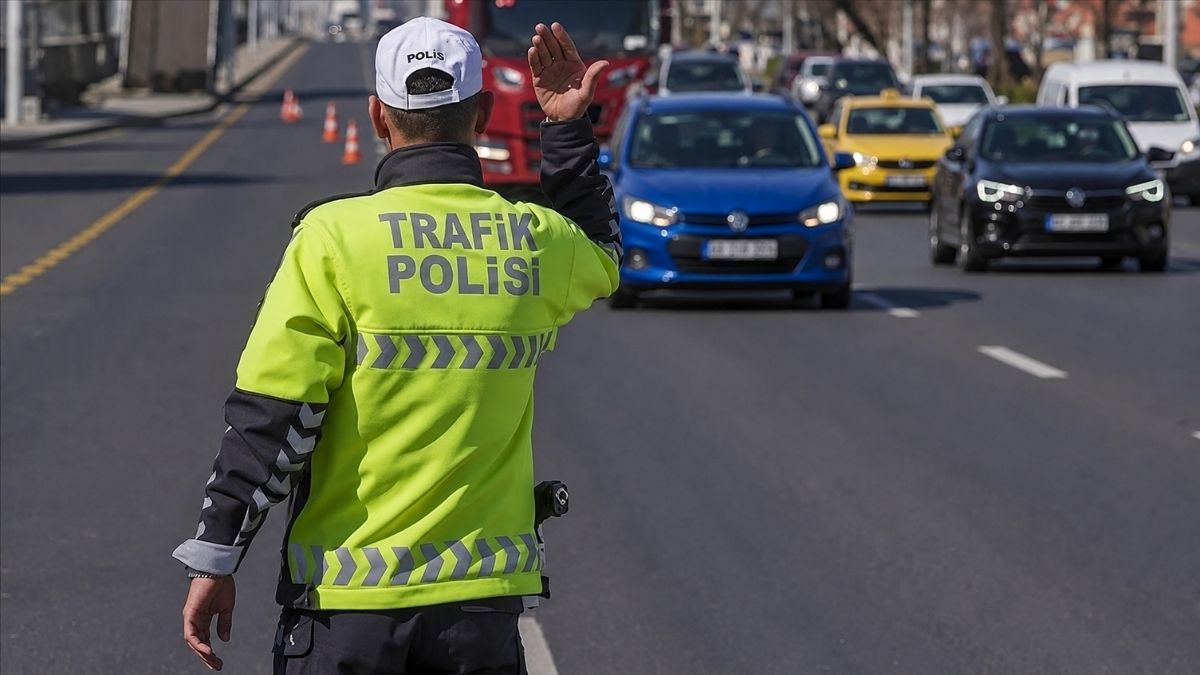 Trafi̇k Yol (2)